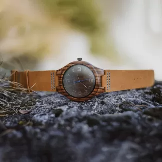 Dřevěné hodinky TimeWood QUOS s věnováním zdarma