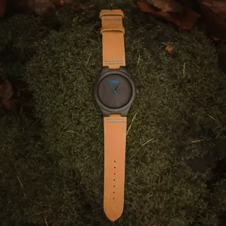 Hodinky ze dřeva TimeWood CEDRIC s vlastním věnováním
