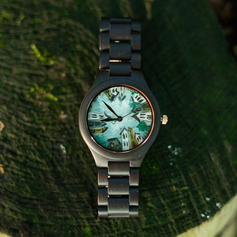 Další malované dřevěné hodinky ve spolupráci s @zm.creation, které bude vlastnit pouze jediný člověk na téhle planetě 😍 #TimeWood 🍁